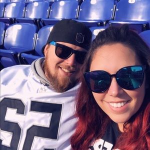 Meet your Posher, Caitlin